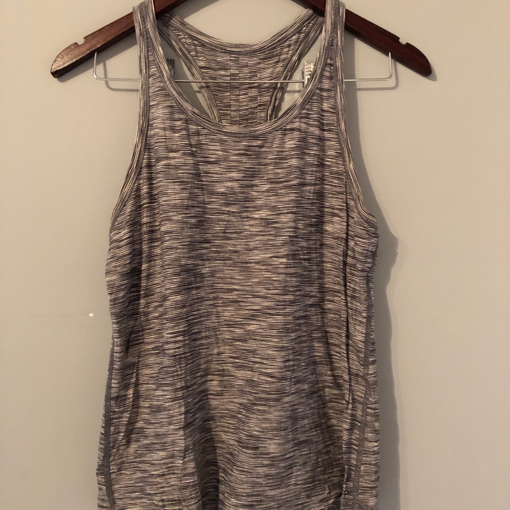 Lulu lemon tank - size 6